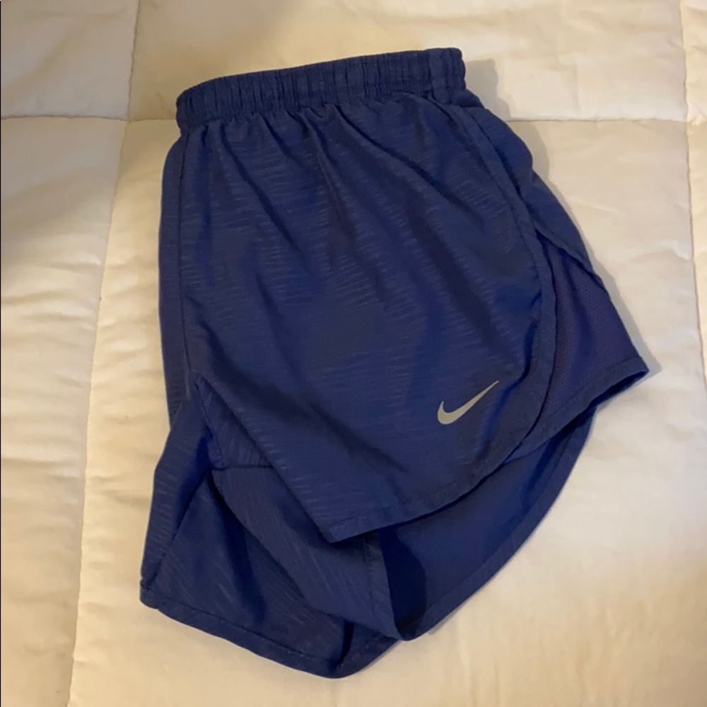 Nike running shorts (XS)